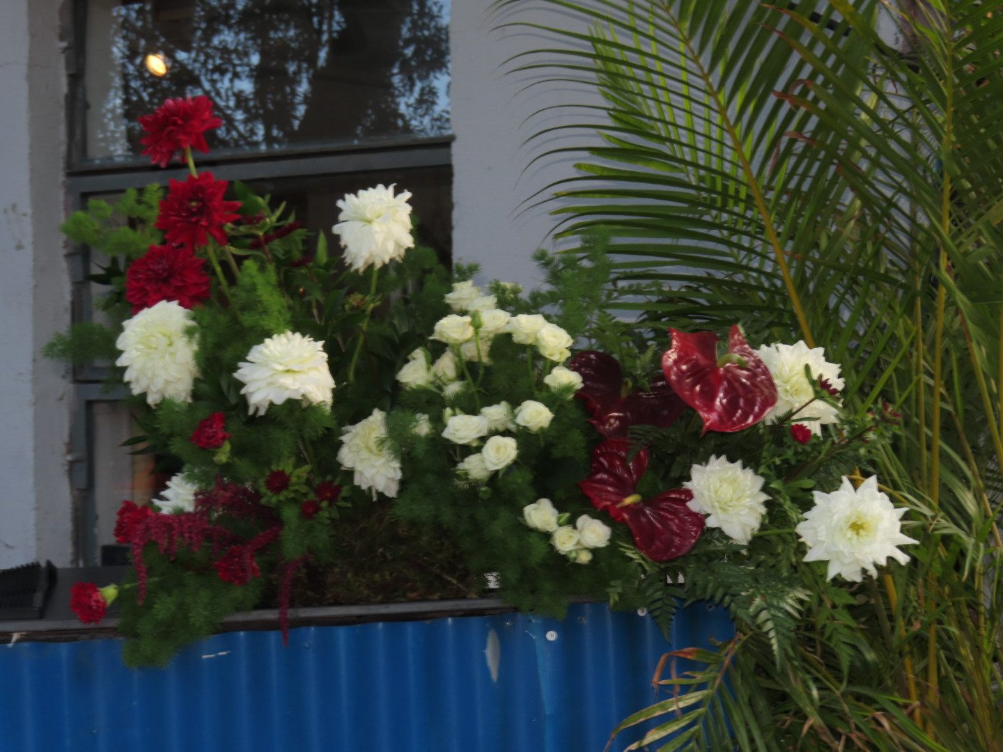 Bar floral arrangement