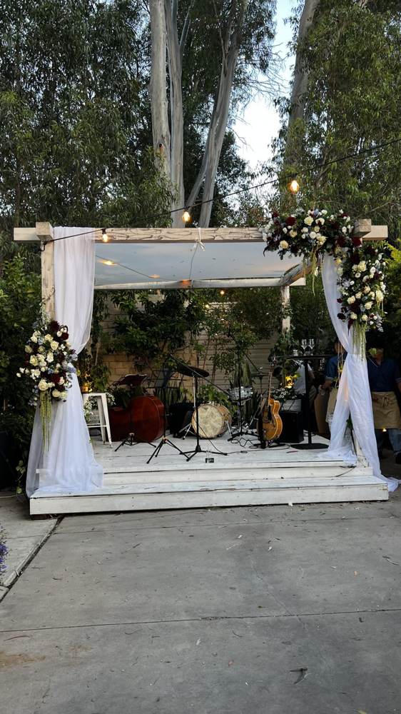 Chuppah ceremony arch