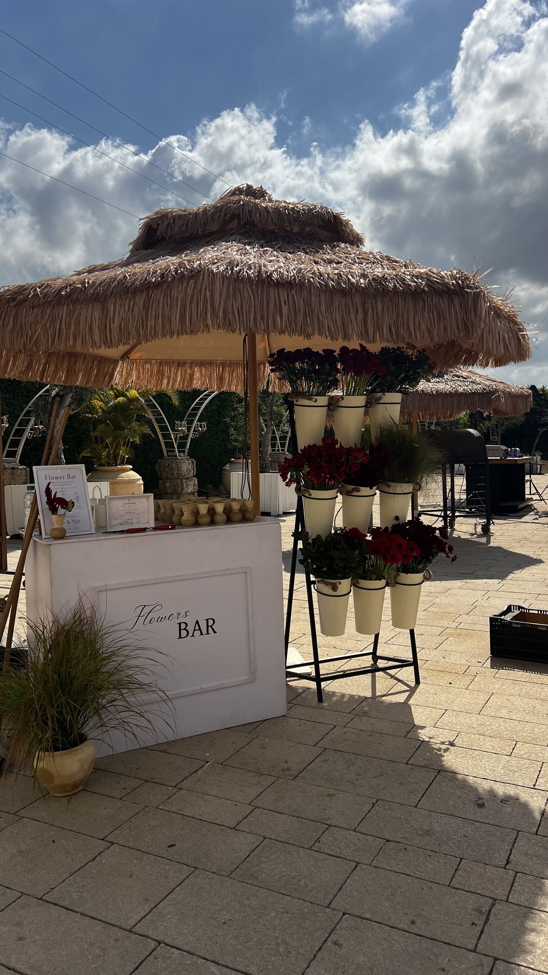 Flower bar arrangement